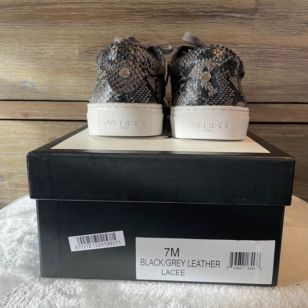 J Slides Lacee Women Sneakers Size 7 - image 7
